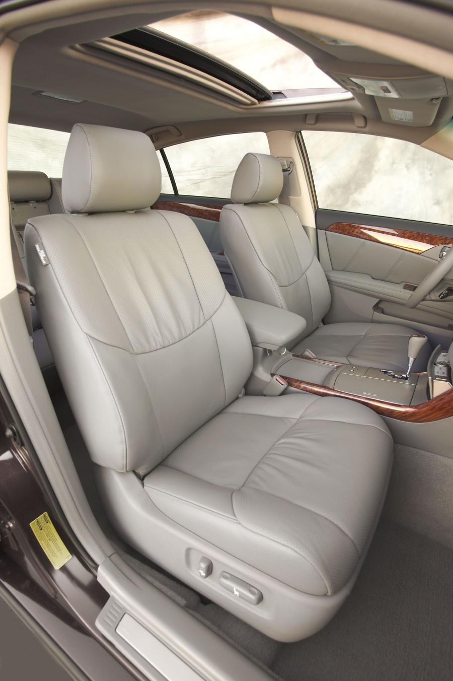 Интерьер Toyota Avalon (GSX30) 2005 года  (фото 41 из 79)